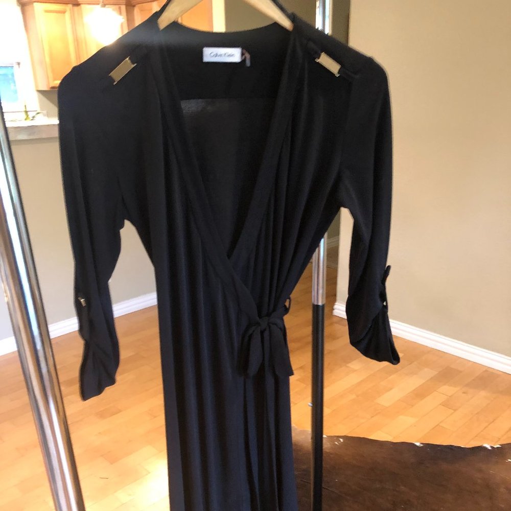 Calvin Klein NWOT WRAP Dress - Size 2 - Long Sleeve, Gold Detail, Midi